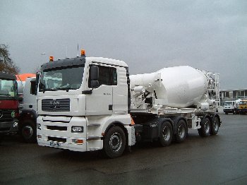 Betonmischauflieger